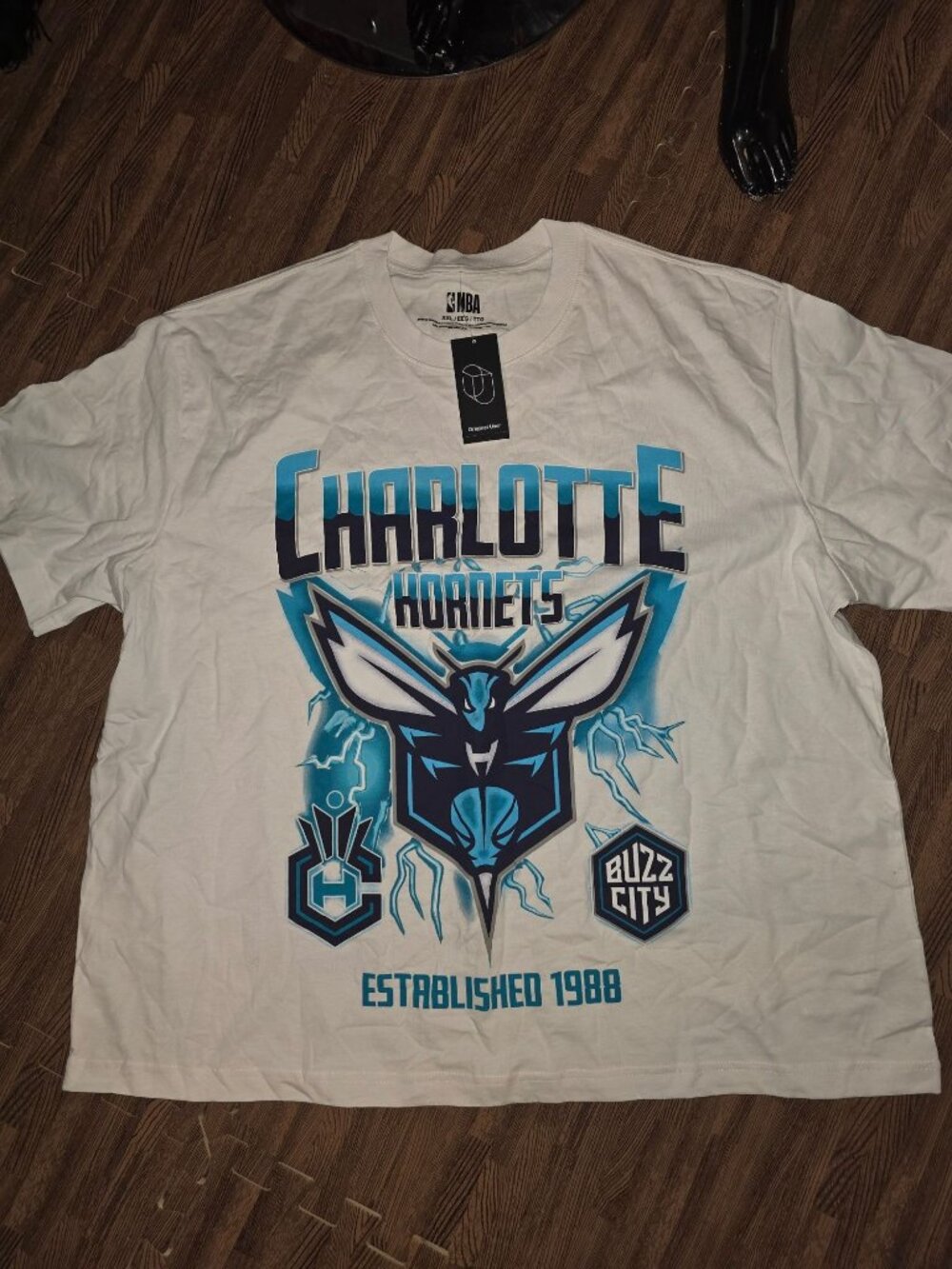 Charlotte Hornets Buzz City T-Shirt XXL NBA White 100% Cotton Graphic Tee